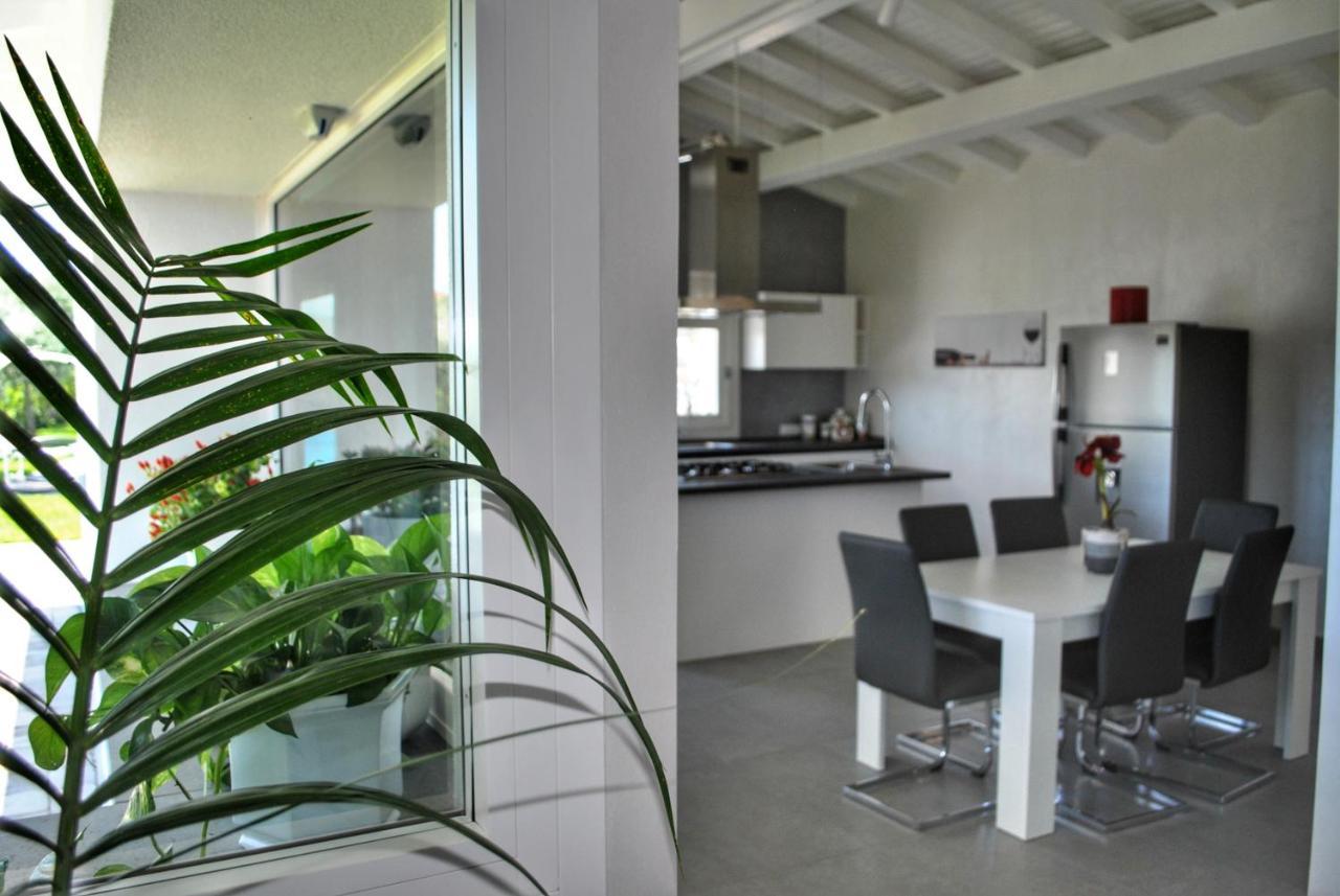 Villa Dedalisa By Holidayngo Acireale Bagian luar foto