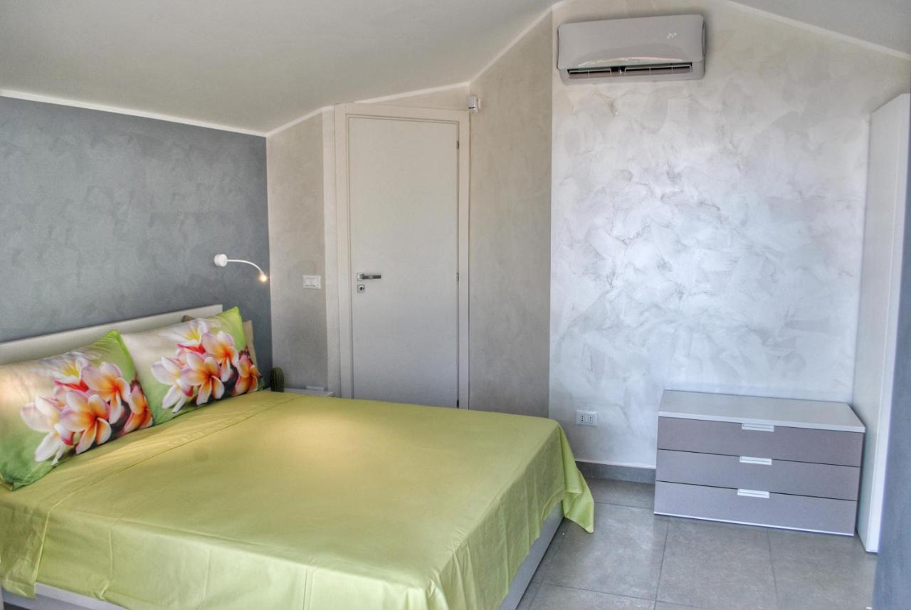 Villa Dedalisa By Holidayngo Acireale Bagian luar foto