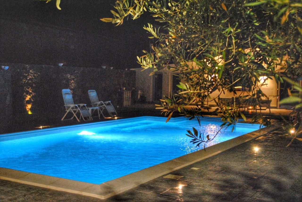 Villa Dedalisa By Holidayngo Acireale Bagian luar foto