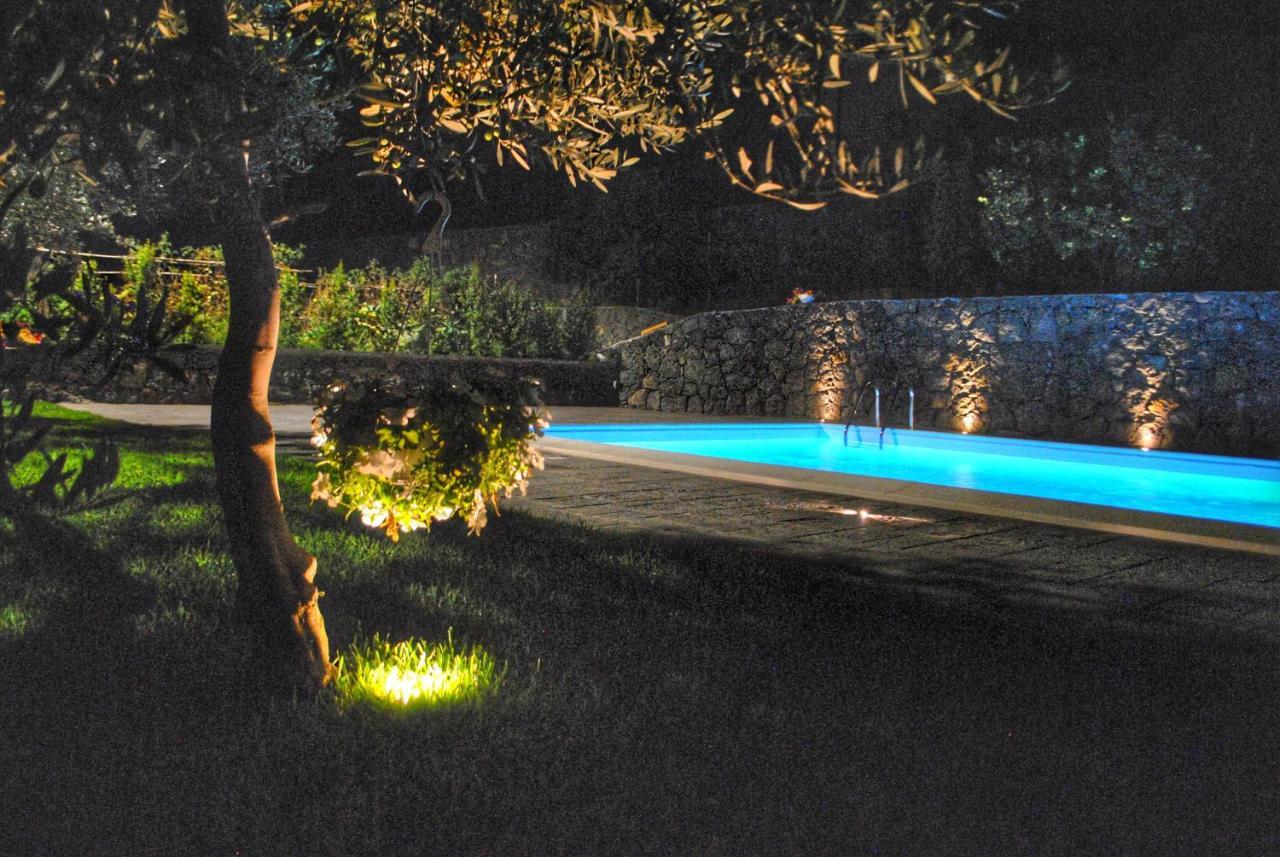 Villa Dedalisa By Holidayngo Acireale Bagian luar foto