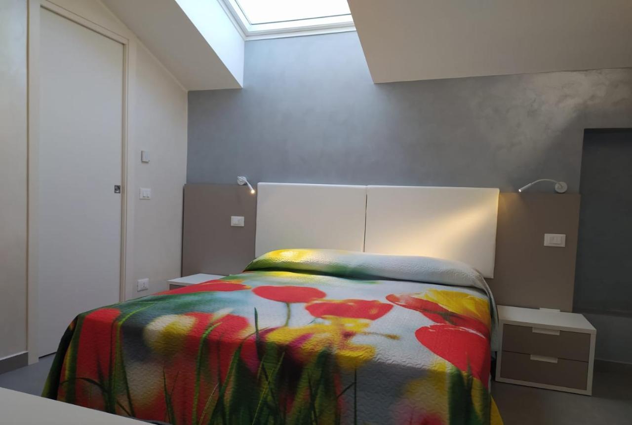 Villa Dedalisa By Holidayngo Acireale Bagian luar foto